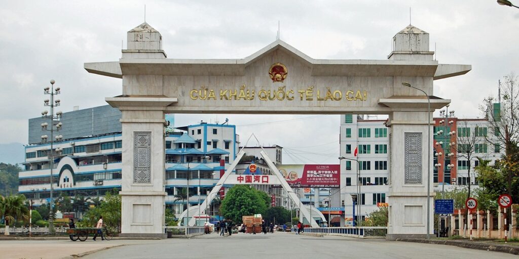 cua khau quoc te lao cai 149515709